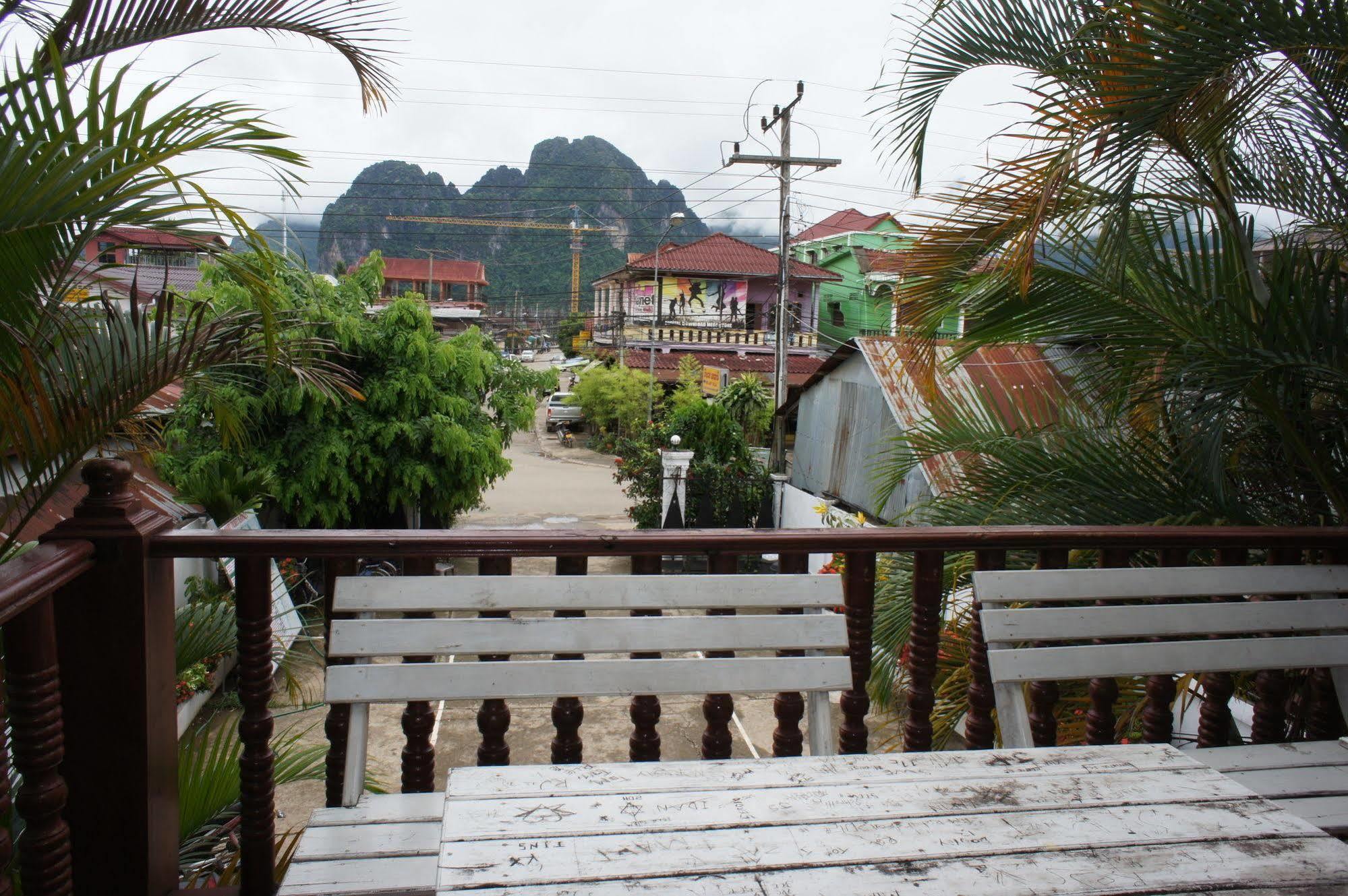 Malany Villa 1 Vang Vieng Extérieur photo