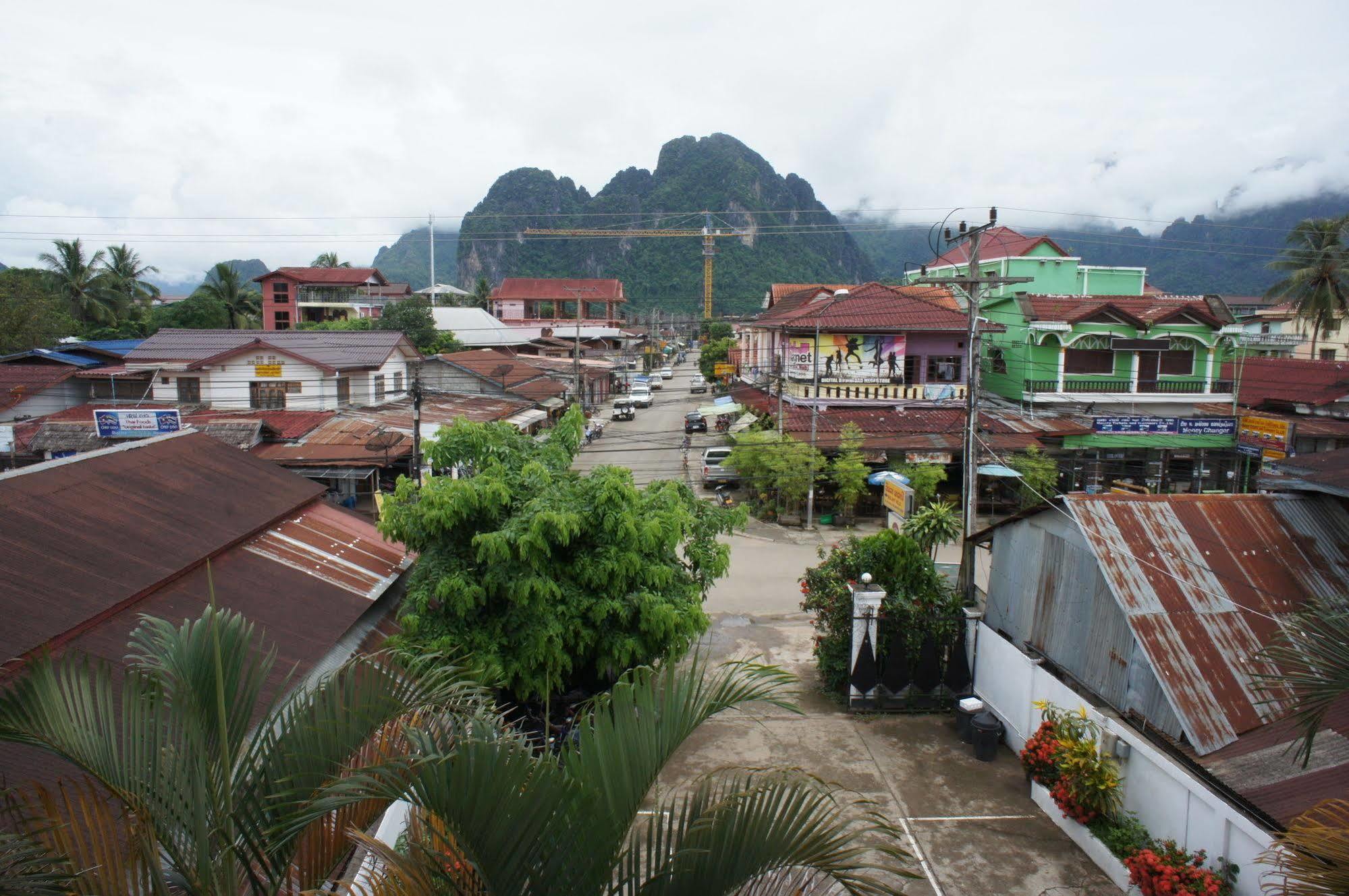 Malany Villa 1 Vang Vieng Extérieur photo