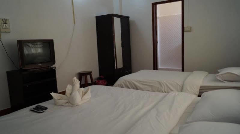 Malany Villa 1 Vang Vieng Extérieur photo